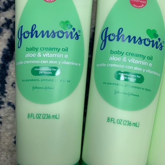 COPY - 3 New Johnson’s Baby Creamy Oil Aloe & Vit… - Picture 5 of 5